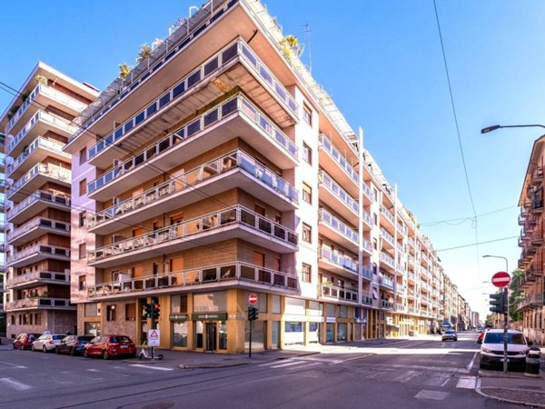 appartamento in vendita a Torino in zona Millefonti