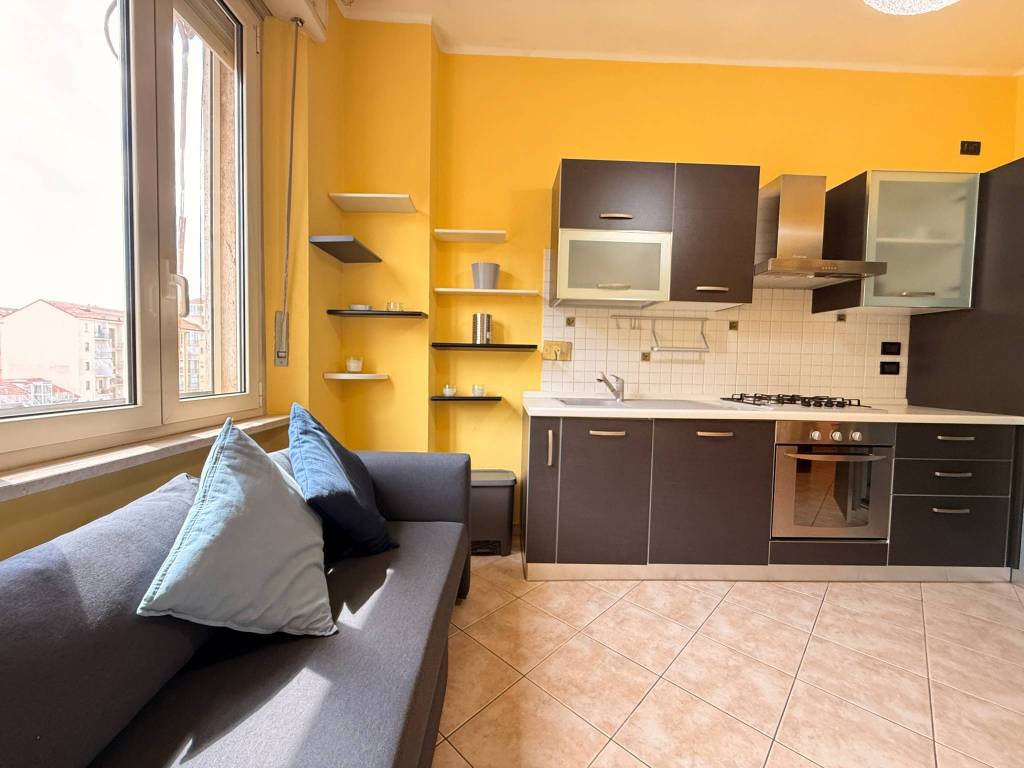 appartamento in vendita a Torino in zona Parella