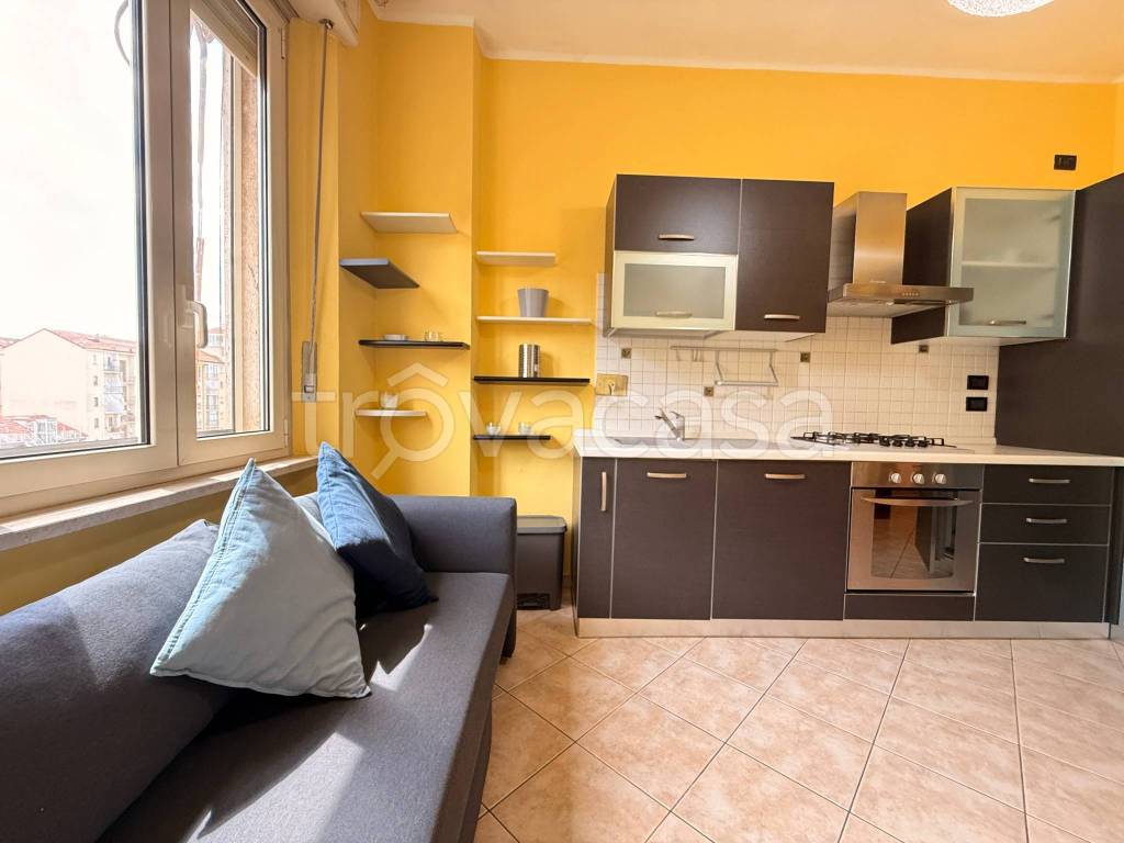 appartamento in vendita a Torino in zona Parella