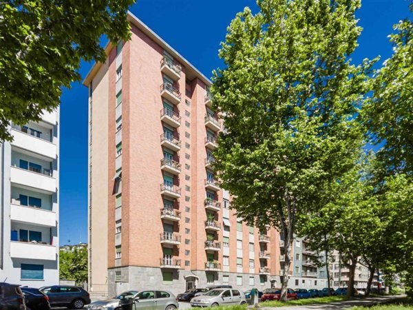 appartamento in vendita a Torino in zona Pozzo Strada
