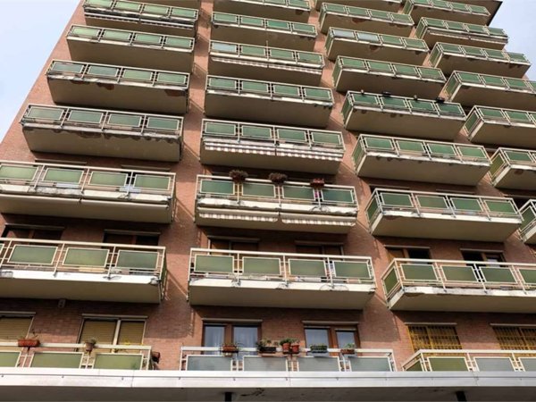 appartamento in vendita a Torino in zona Mirafiori Sud