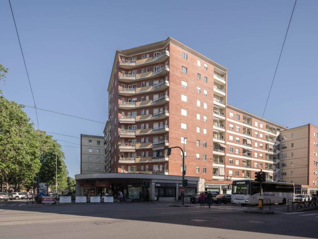 appartamento in vendita a Torino in zona Aurora