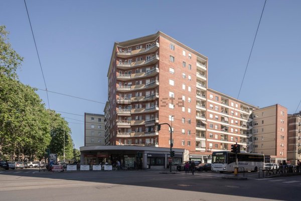 appartamento in vendita a Torino in zona Aurora