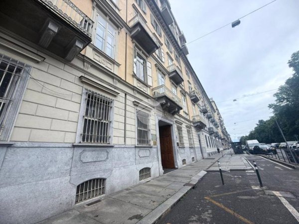 negozio in vendita a Torino