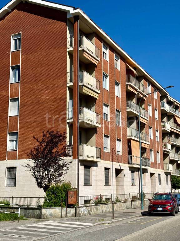 appartamento in vendita a Torino in zona Regio Parco