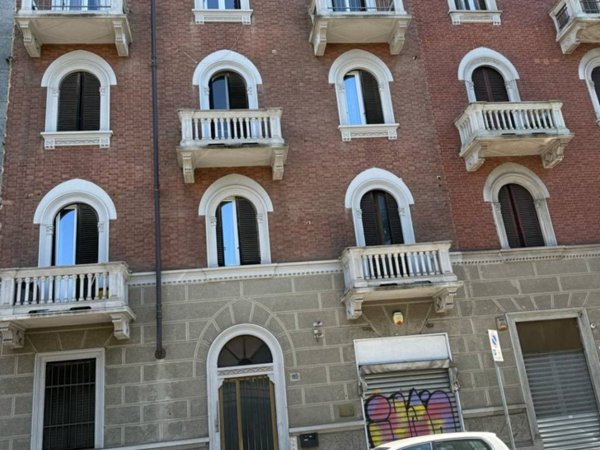 negozio in vendita a Torino in zona Borgo San Paolo