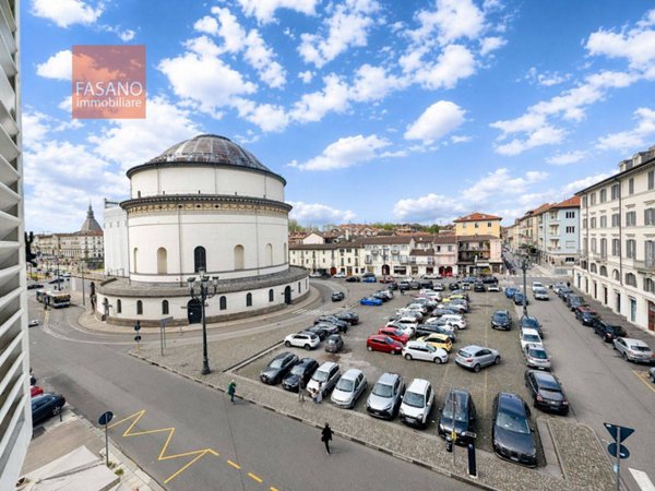 appartamento in vendita a Torino in zona Borgo Po