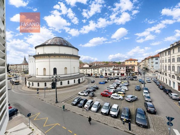 appartamento in vendita a Torino in zona Cavoretto