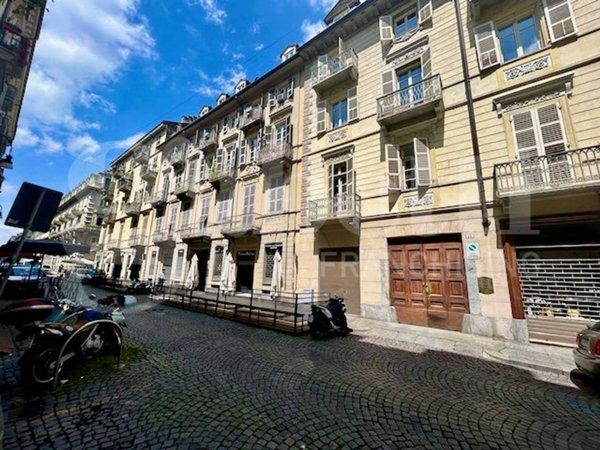 appartamento in vendita a Torino in zona Centro Storico