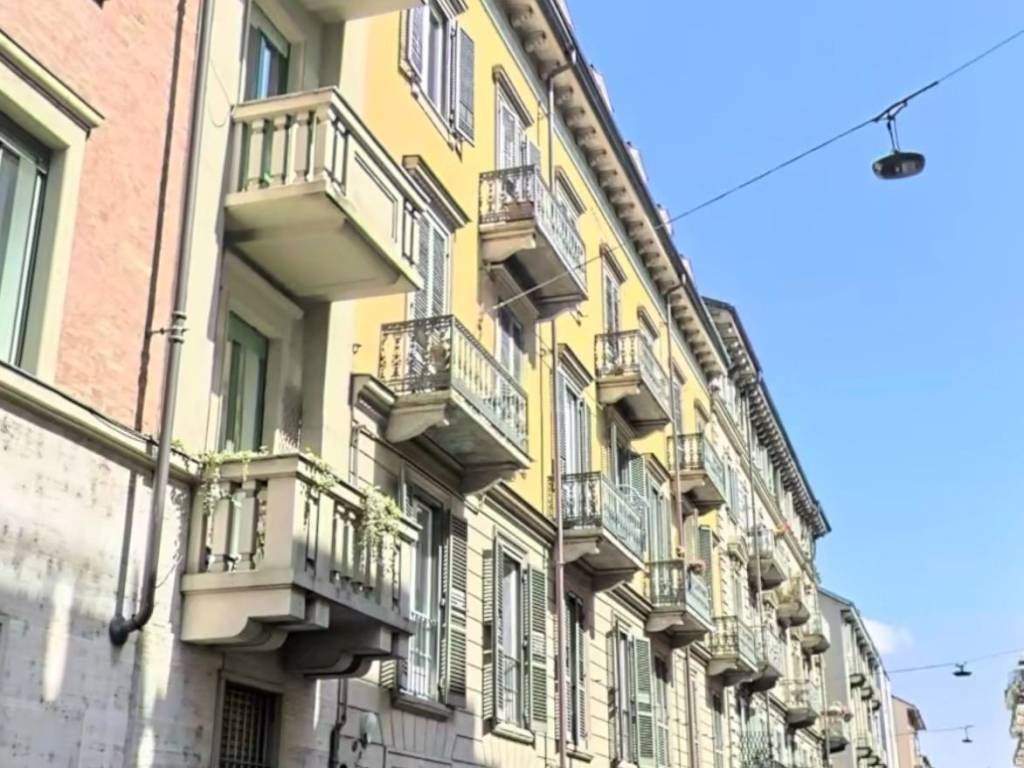 appartamento in vendita a Torino in zona San Salvario