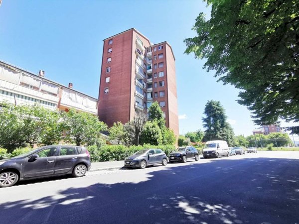 appartamento in vendita a Torino in zona Vallette