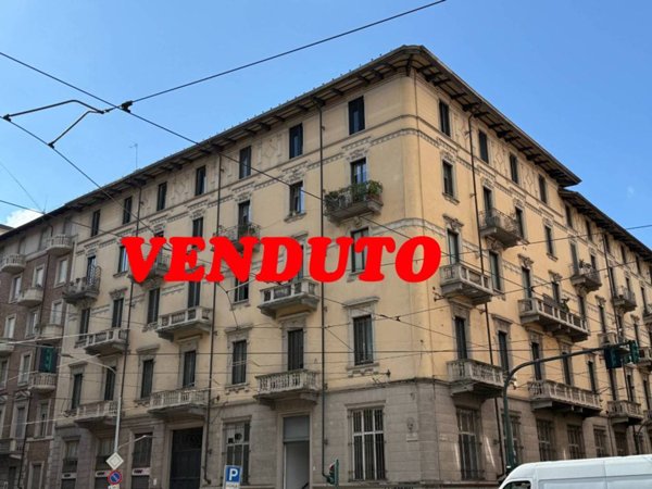 appartamento in vendita a Torino in zona San Salvario