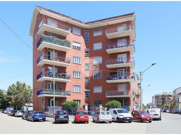 appartamento in vendita a Torino in zona Lucento