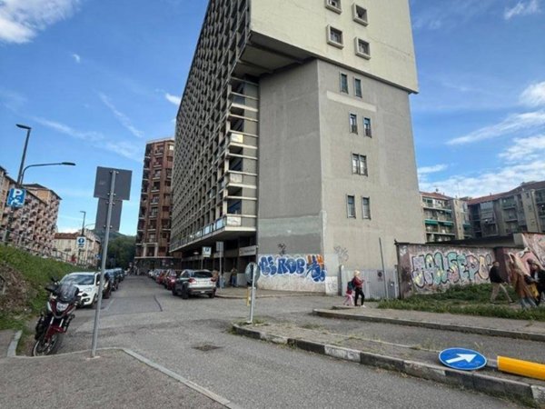 appartamento in vendita a Torino in zona San Salvario
