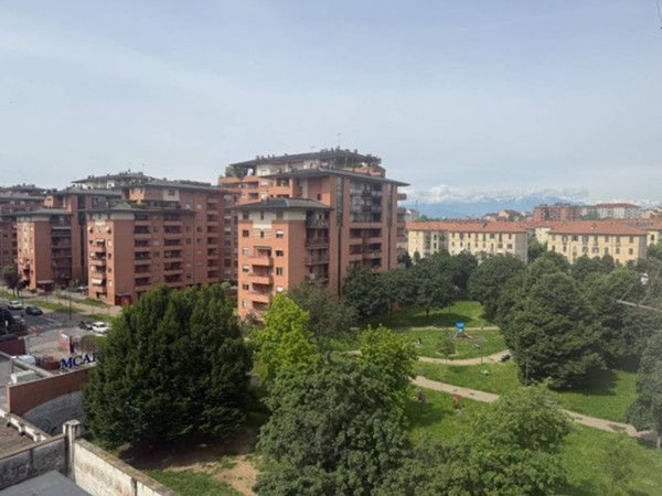 appartamento in vendita a Torino in zona San Salvario