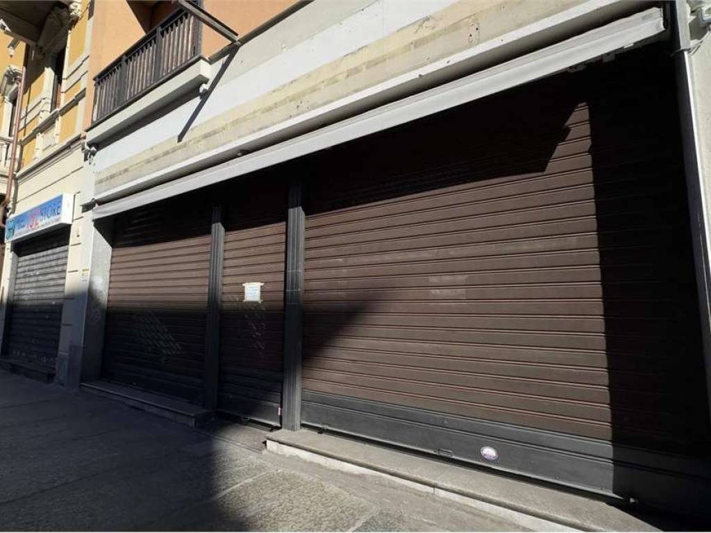 negozio in vendita a Torino in zona San Donato
