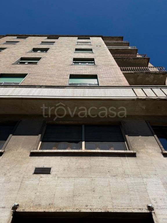 negozio in vendita a Torino in zona Barriera di Milano