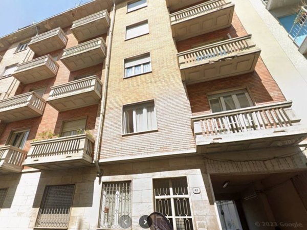 appartamento in vendita a Torino in zona Aurora
