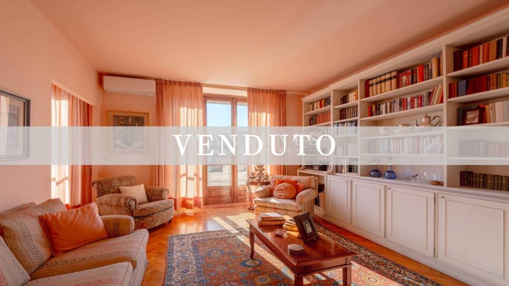 appartamento in vendita a Torino in zona Crocetta