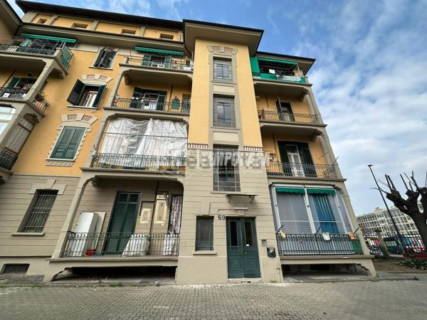 appartamento in vendita a Torino in zona Cenisia