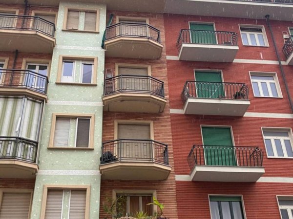 appartamento in vendita a Torino in zona Lingotto