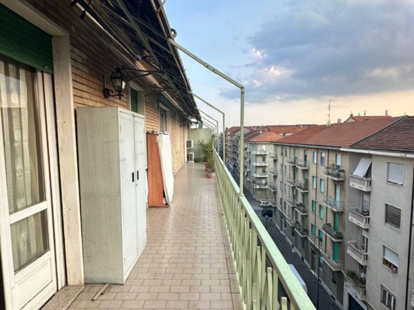 appartamento in vendita a Torino in zona Borgata Vittoria
