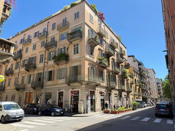 appartamento in vendita a Torino in zona San Salvario