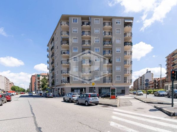 appartamento in vendita a Torino in zona Lucento