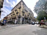 negozio in vendita a Torino in zona Centro Storico