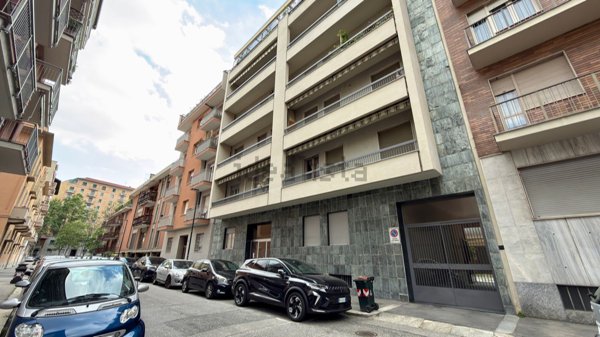 appartamento in vendita a Torino in zona Parella