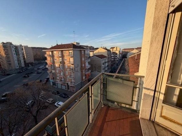 appartamento in vendita a Torino in zona Rebaudengo