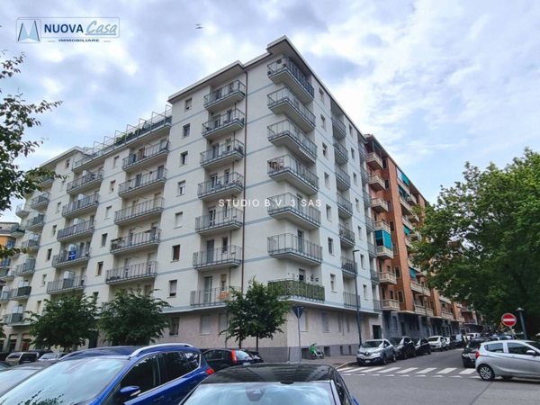 appartamento in vendita a Torino in zona Borgata Vittoria