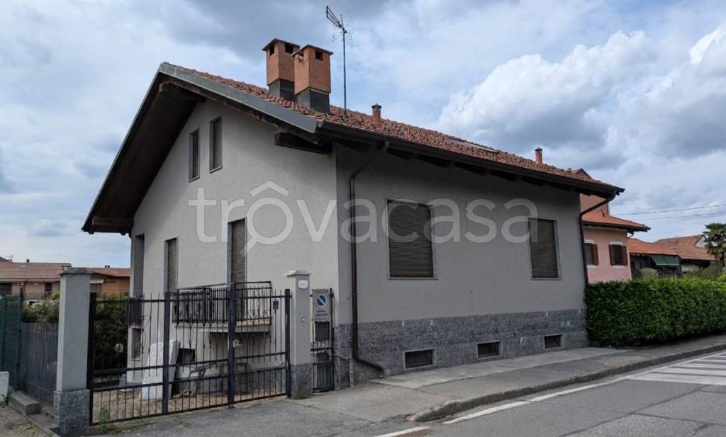 casa indipendente in vendita a Torino in zona Bertolla