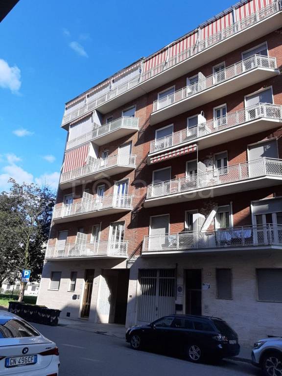 appartamento in vendita a Torino in zona Madonna di Campagna