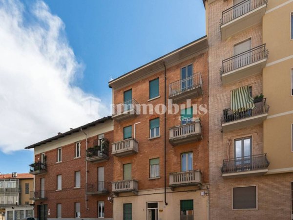 appartamento in vendita a Torino in zona Parella