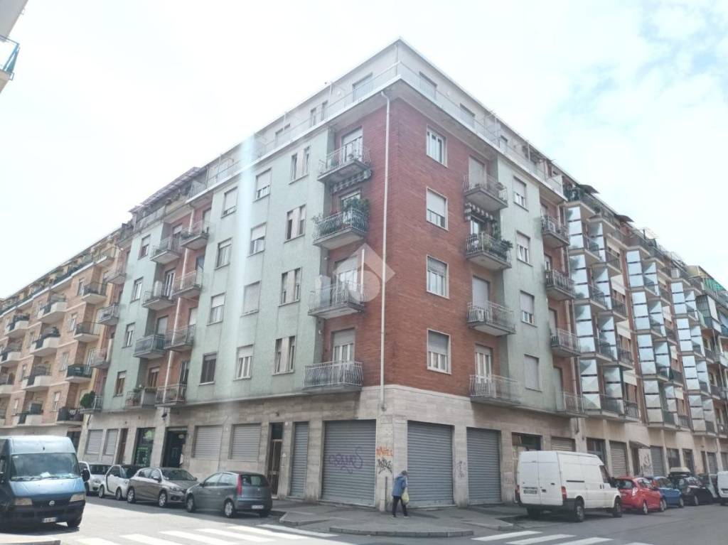 appartamento in vendita a Torino in zona Le Basse