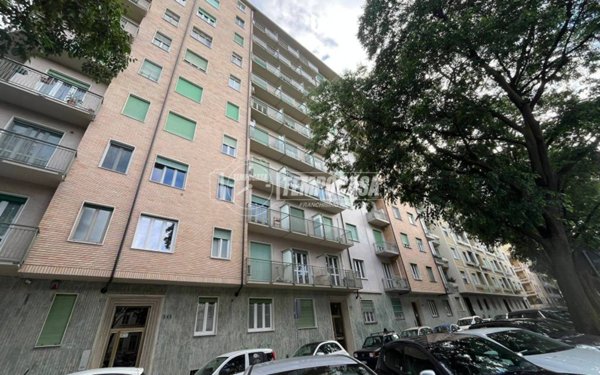 appartamento in vendita a Torino in zona Parella