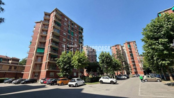 appartamento in vendita a Torino in zona Borgata Vittoria