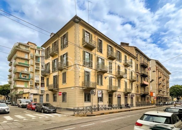 appartamento in vendita a Torino in zona Borgo San Paolo