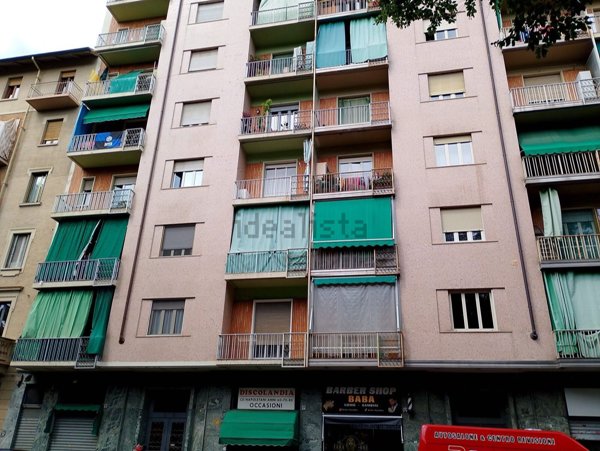 appartamento in vendita a Torino in zona Borgata Vittoria