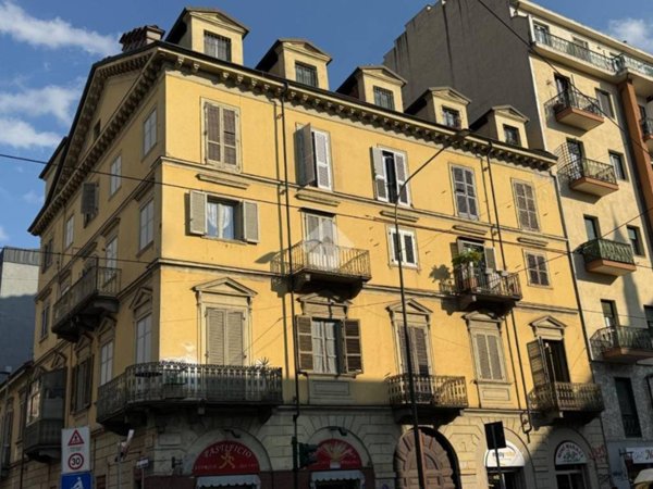 appartamento in vendita a Torino in zona San Salvario