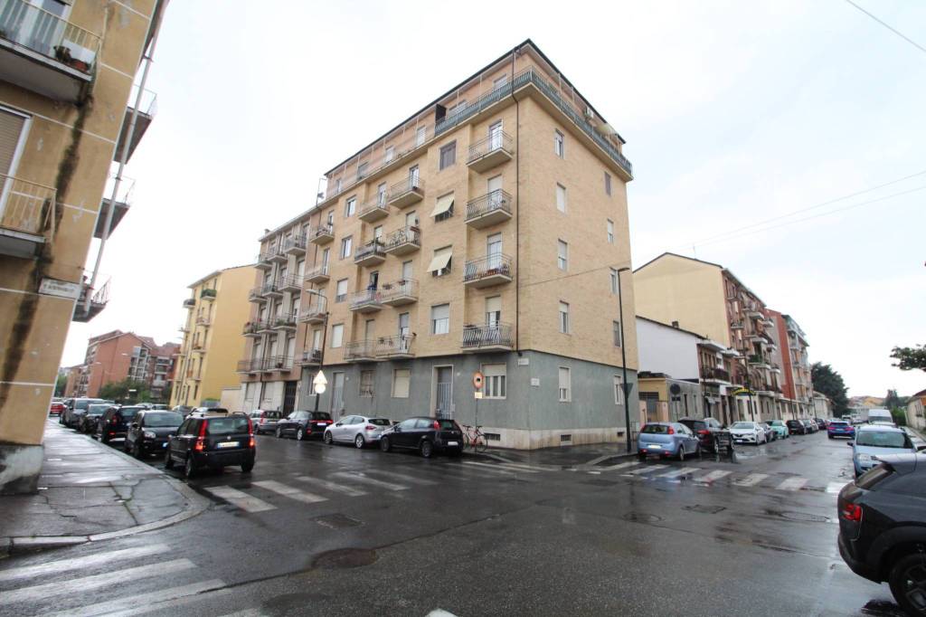 appartamento in vendita a Torino in zona Pozzo Strada