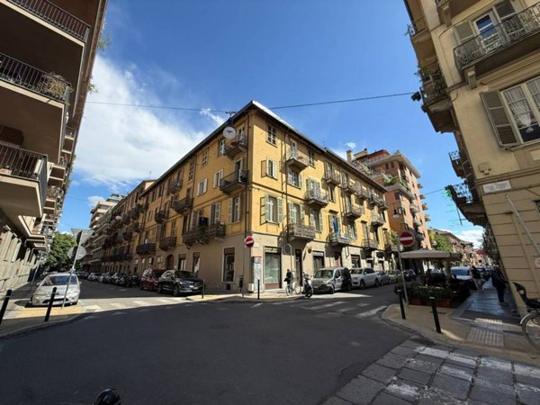 appartamento in vendita a Torino in zona San Salvario