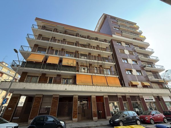 appartamento in vendita a Torino in zona Santa Rita