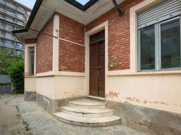 casa indipendente in vendita a Torino in zona Parella