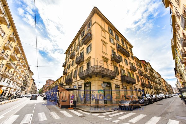 appartamento in vendita a Torino in zona San Salvario
