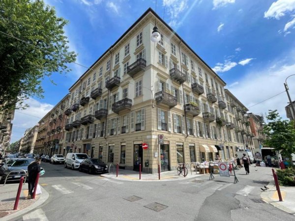 appartamento in vendita a Torino in zona Crocetta