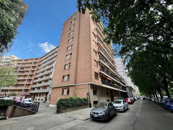 appartamento in vendita a Torino in zona Parella