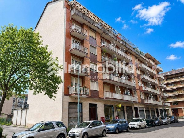 appartamento in vendita a Torino in zona Borgo San Paolo