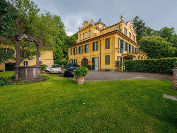 appartamento in vendita a Torino in zona Borgo Po